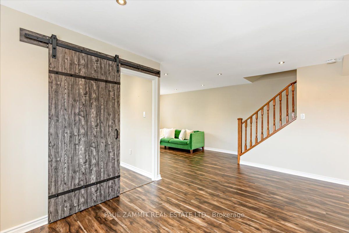4001 Don Mills Rd, #243