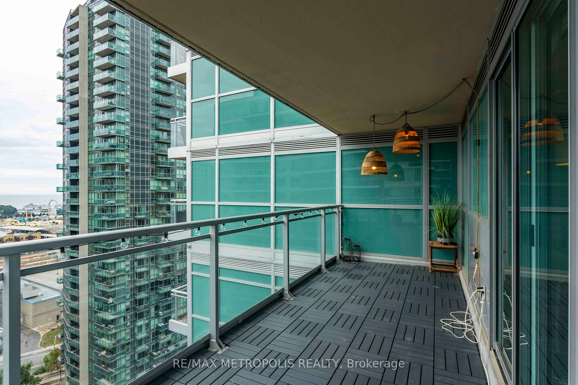 100 Western Battery Rd, #1802