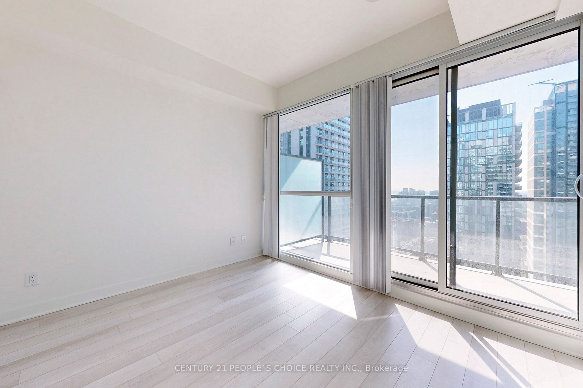 290 Adelaide St W, #3301