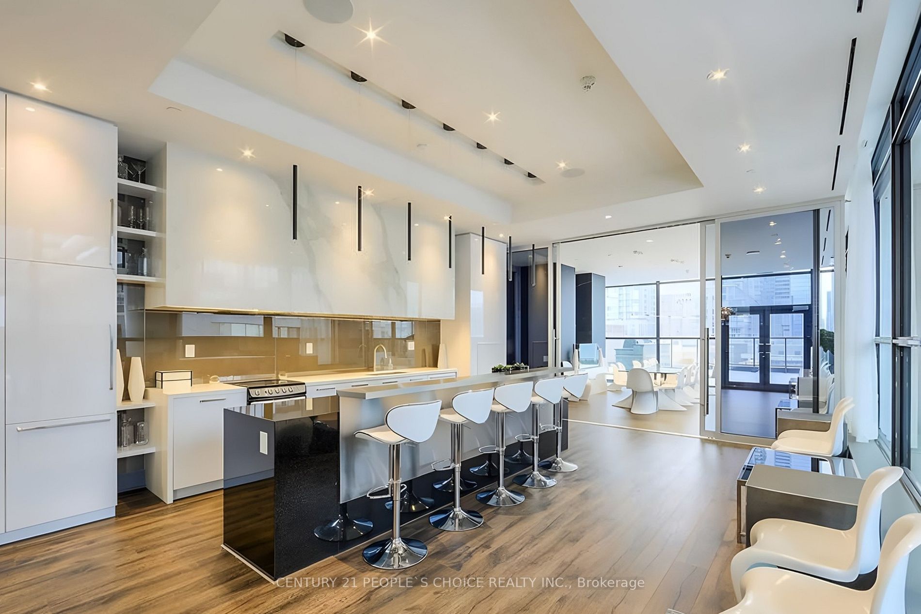 290 Adelaide St W, #3301
