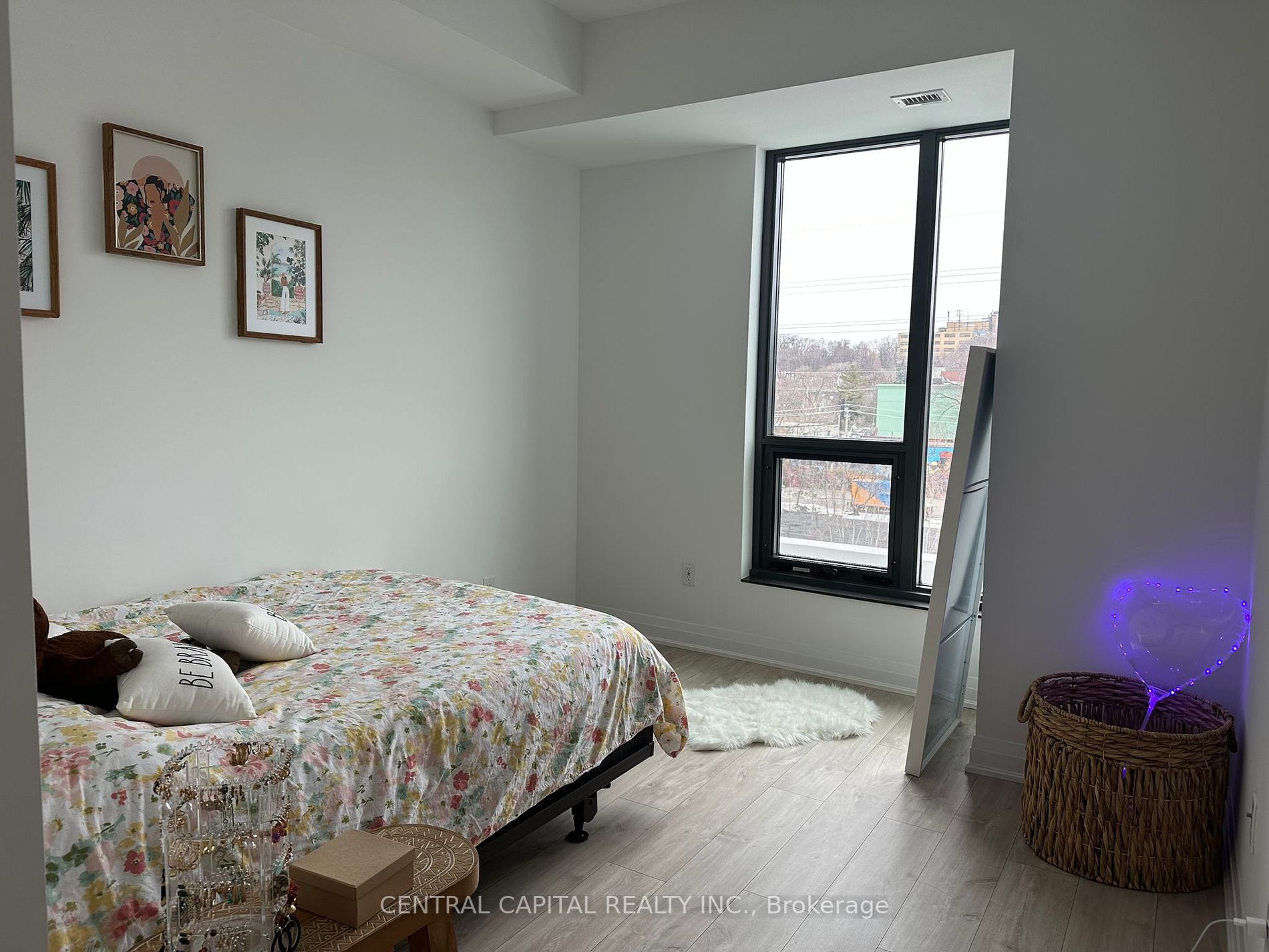 280 Howland Avenue, #427