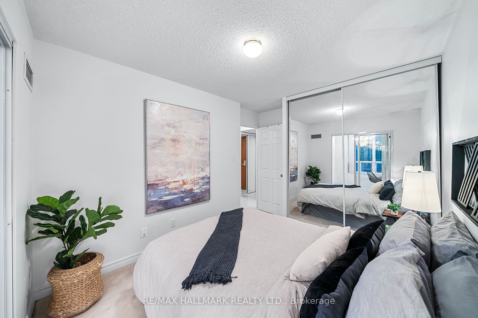 28 Empress Ave, #509