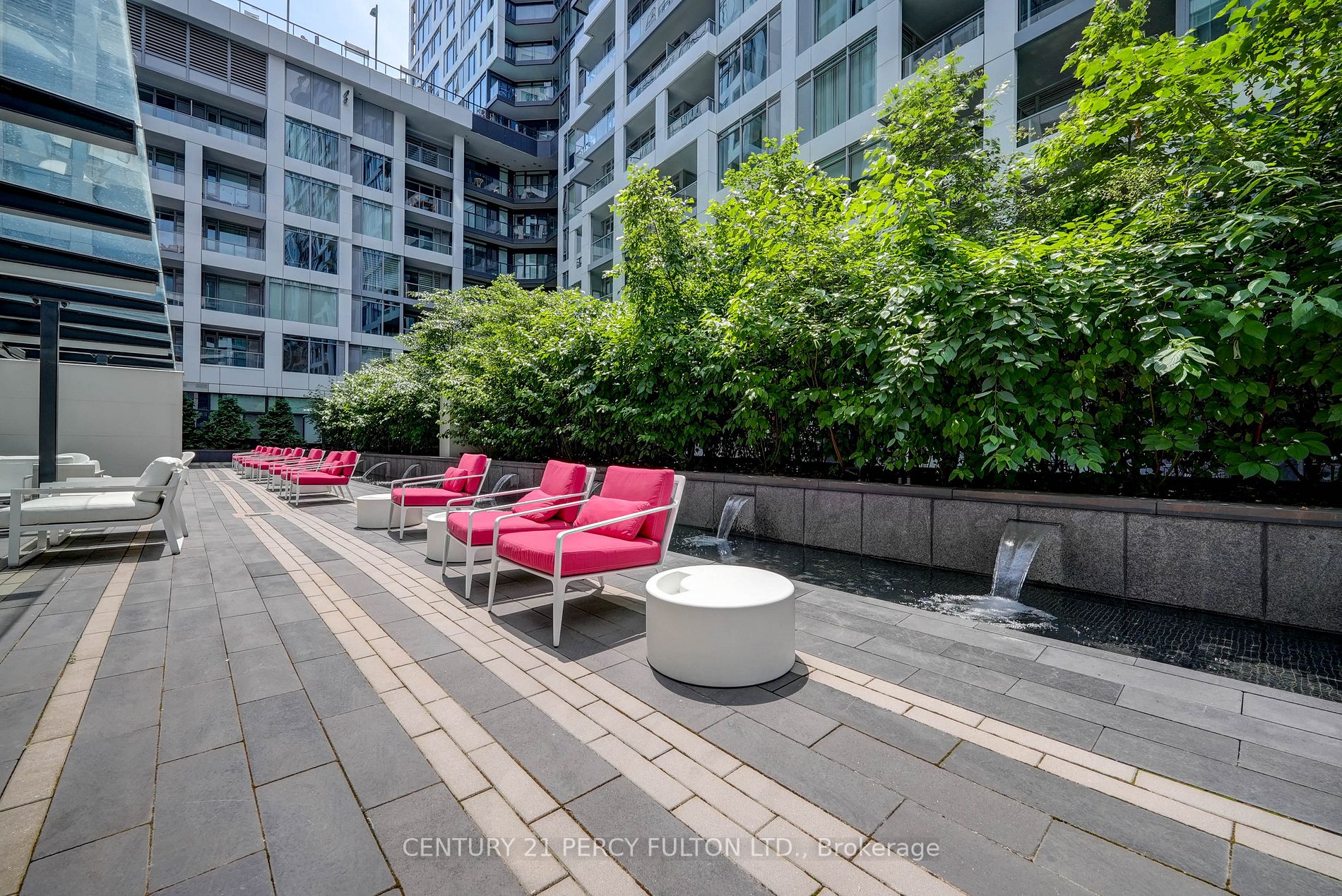 27 Bathurst St, #1501