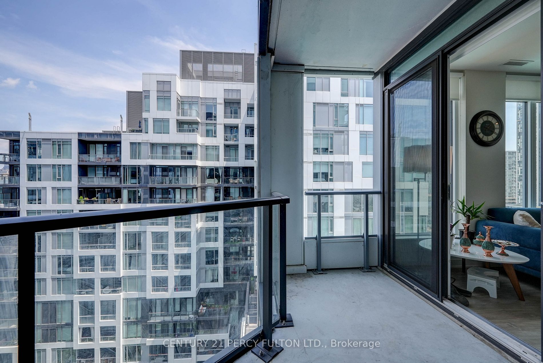 27 Bathurst St, #1501