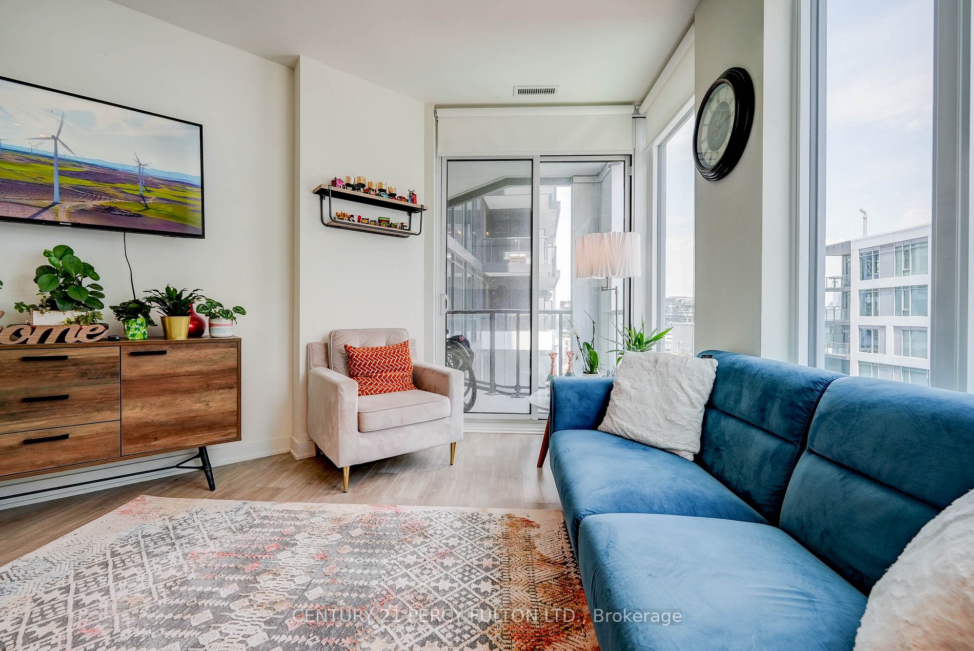 27 Bathurst St, #1501