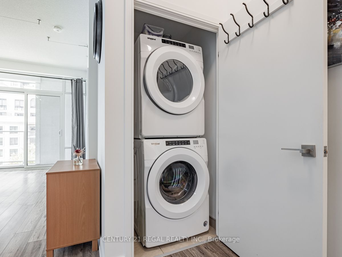621 Sheppard Avenue E, #721