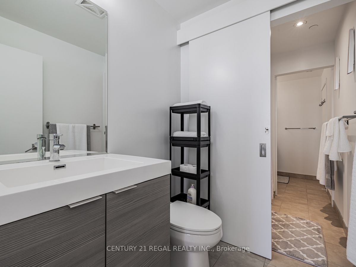 621 Sheppard Avenue E, #721