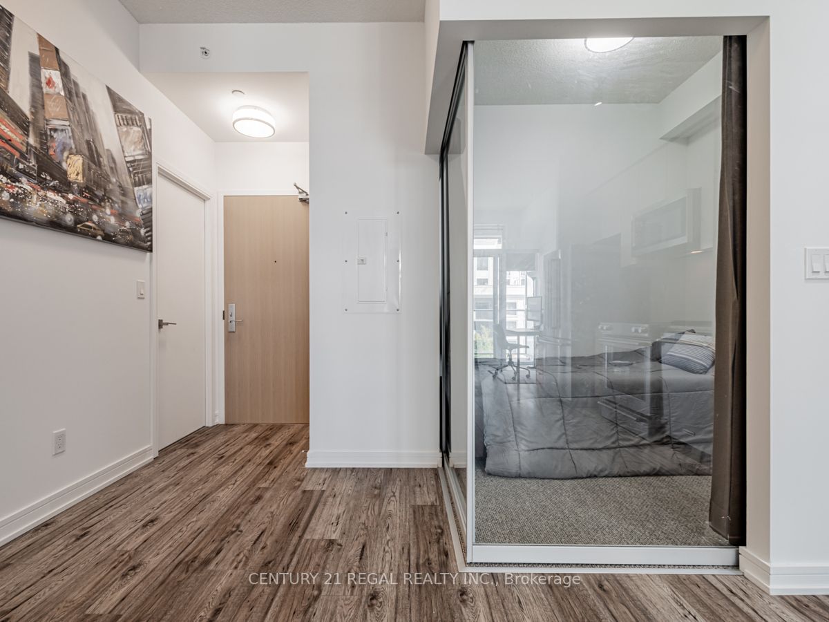 621 Sheppard Avenue E, #721