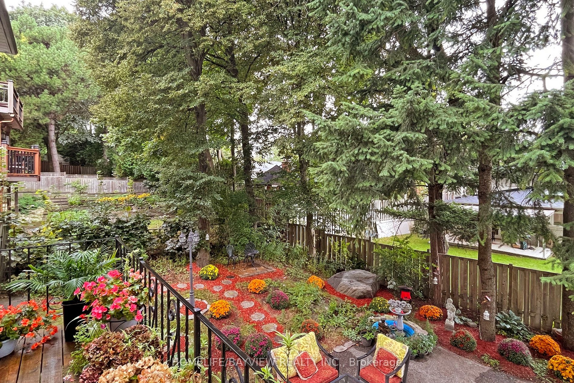 2 Fleming Dr