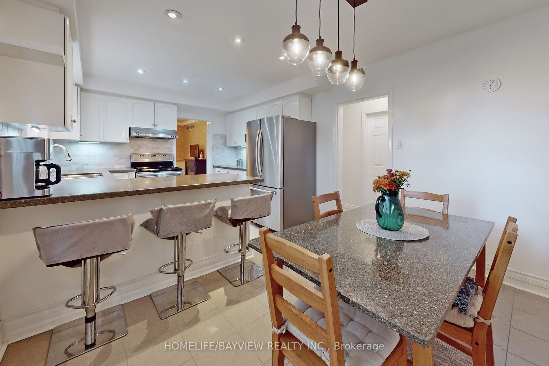 2 Fleming Dr