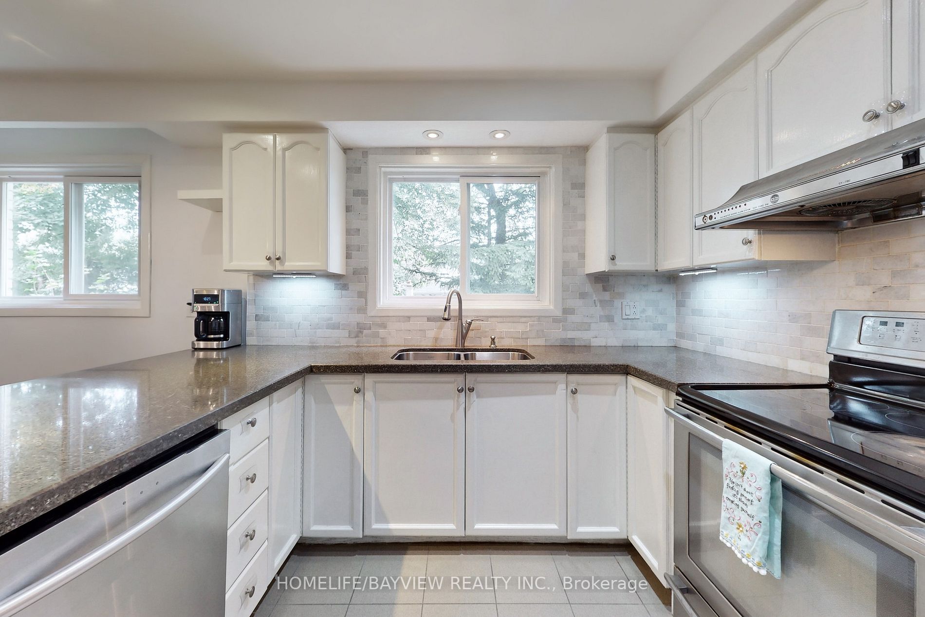 2 Fleming Dr