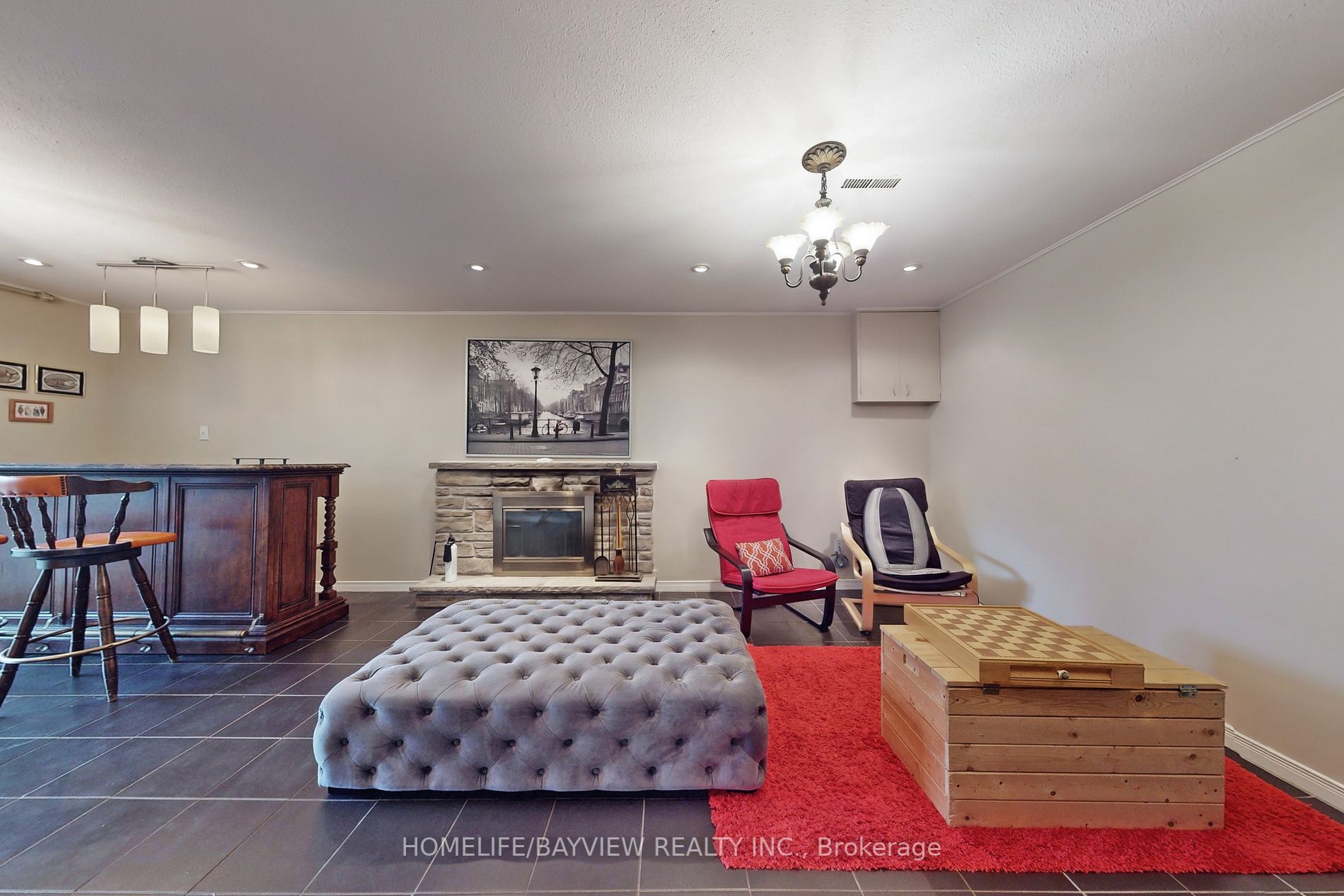 2 Fleming Dr