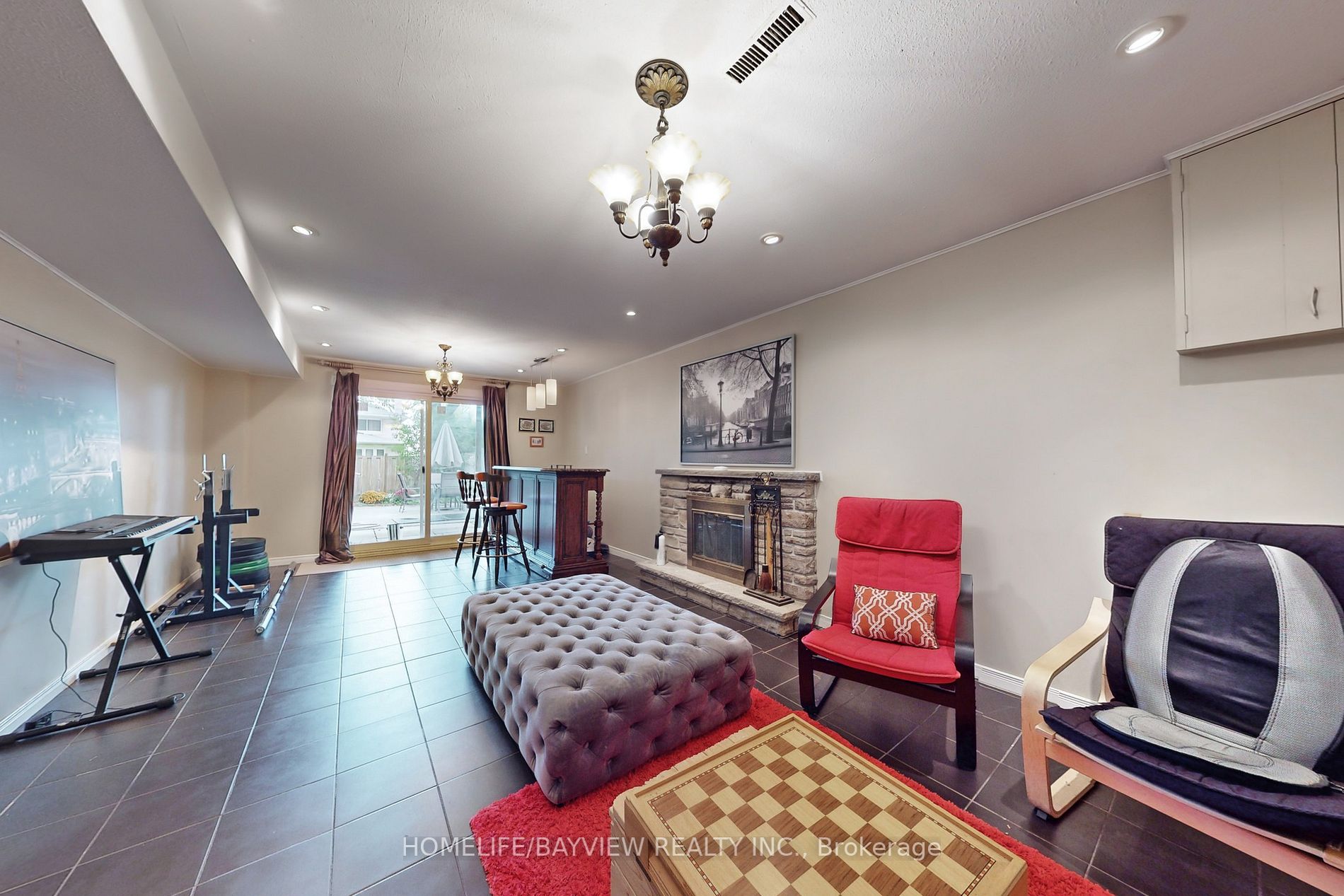 2 Fleming Dr