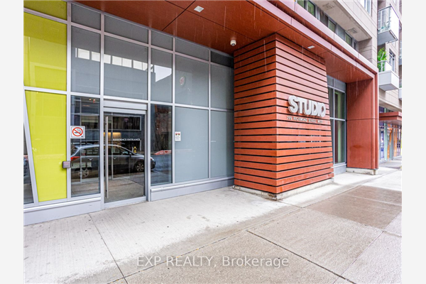 199 Richmond St W