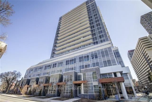 58 Orchard View Blvd, #902
