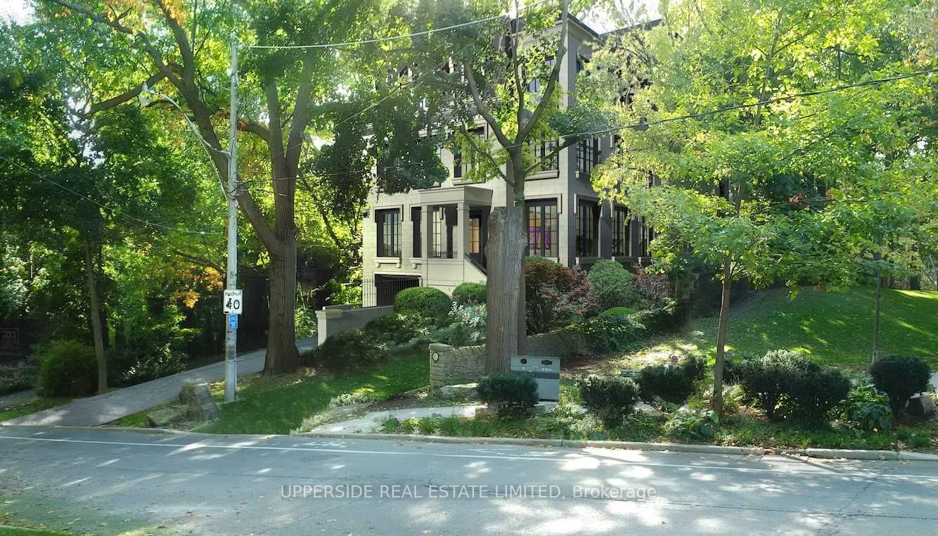 206 Russell Hill Rd