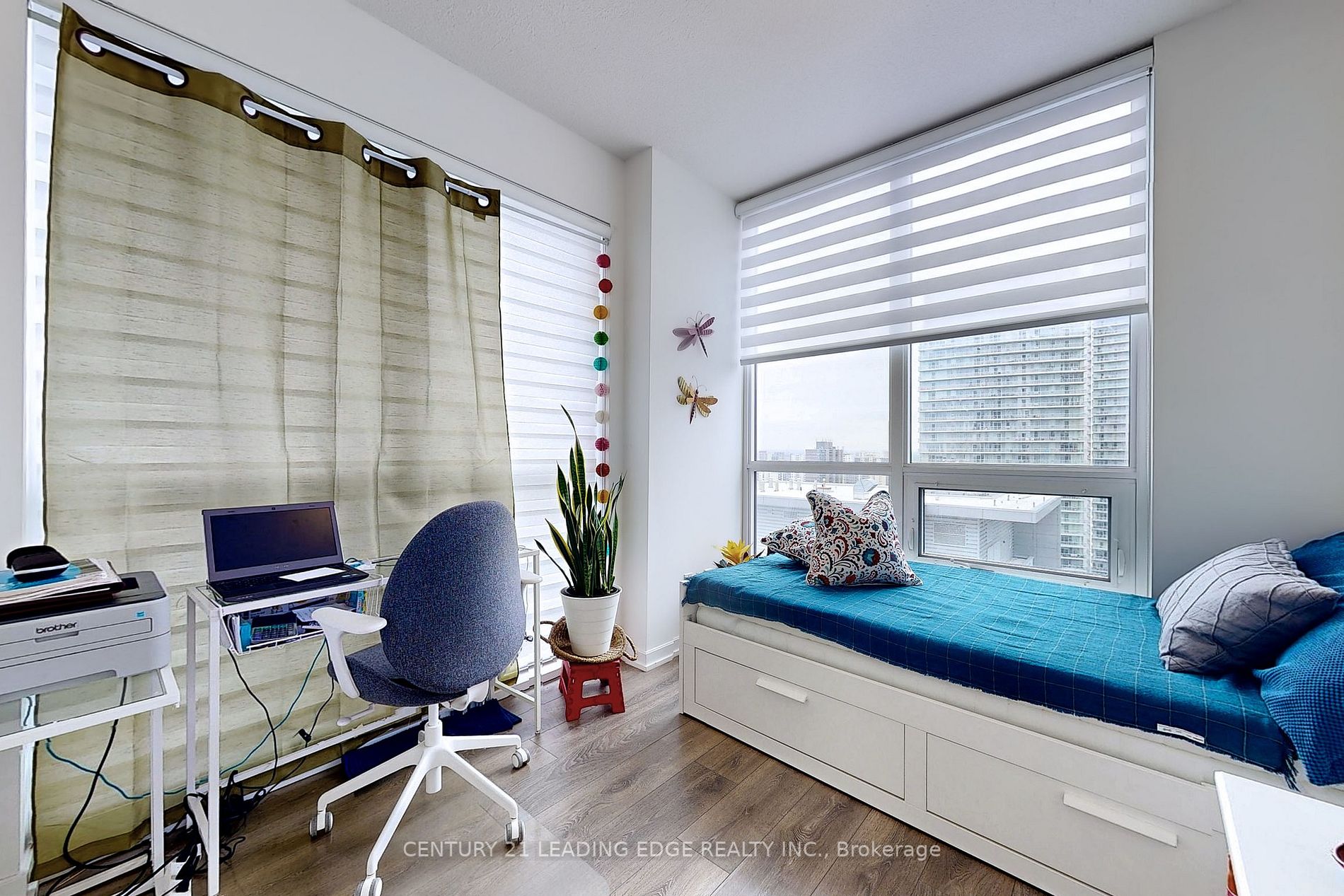 50 Forest Manor Rd, #1705