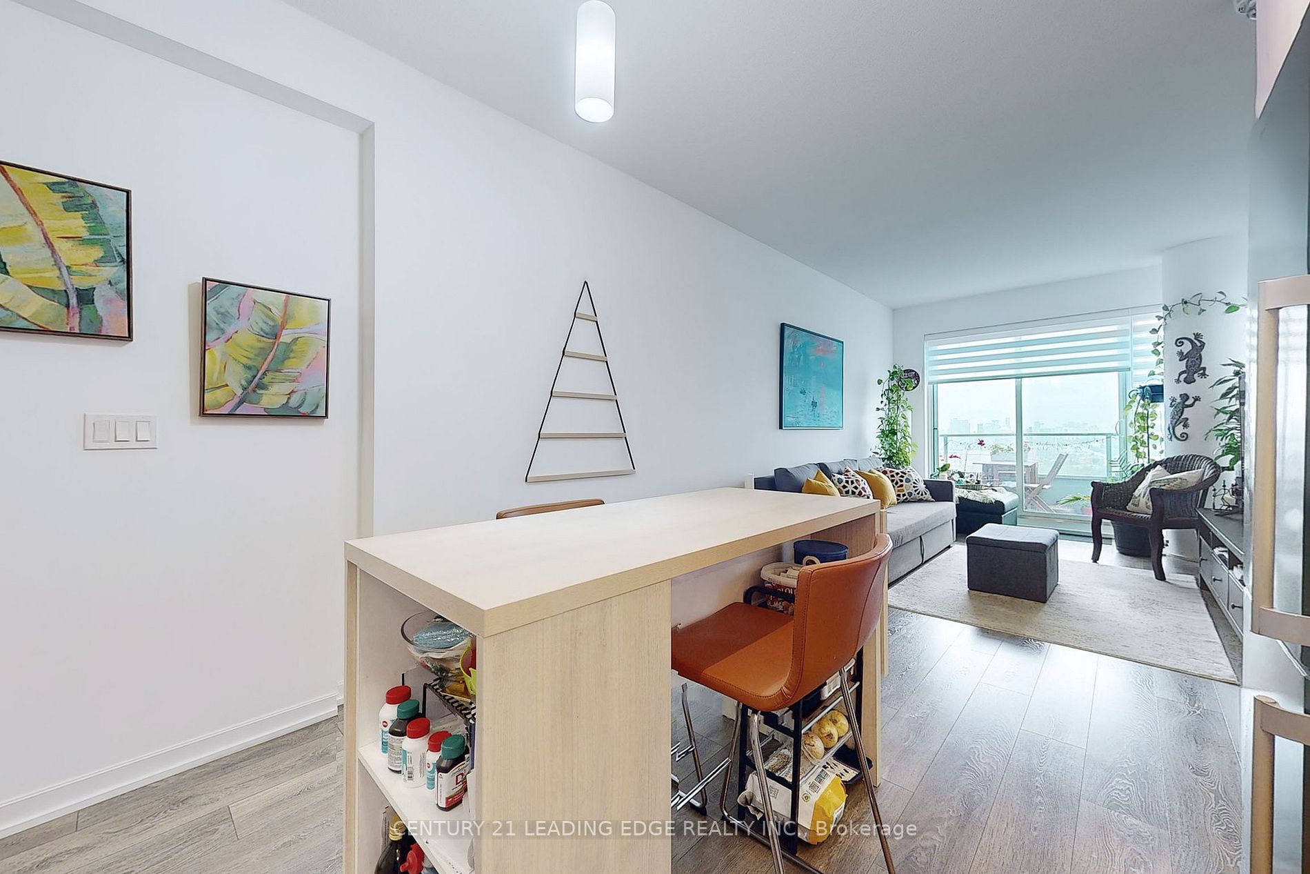 50 Forest Manor Rd, #1705