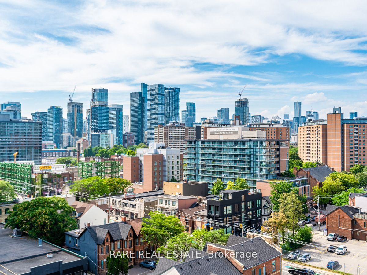 120 Parliament St, #1017