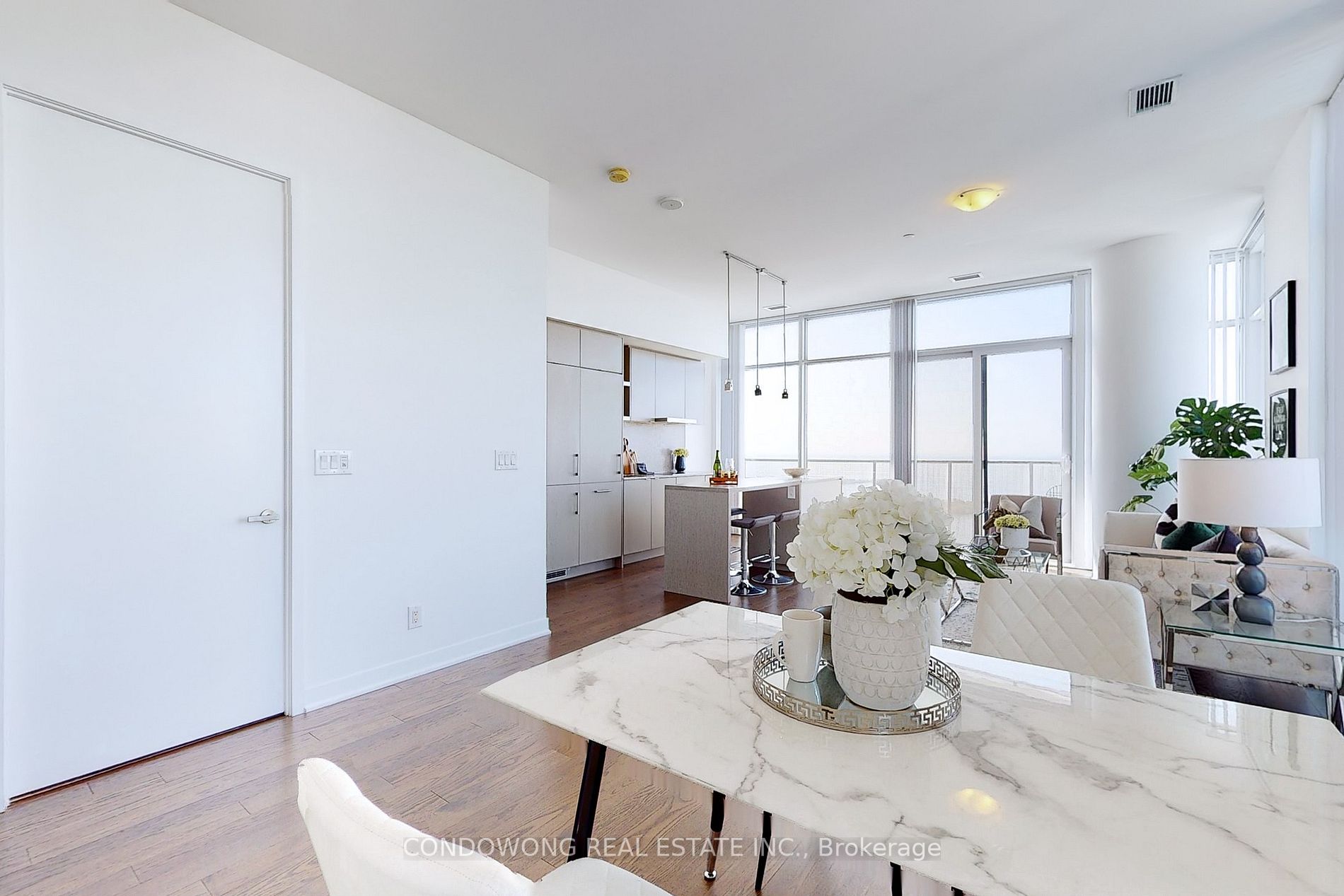 88 Harbour Street, #7210