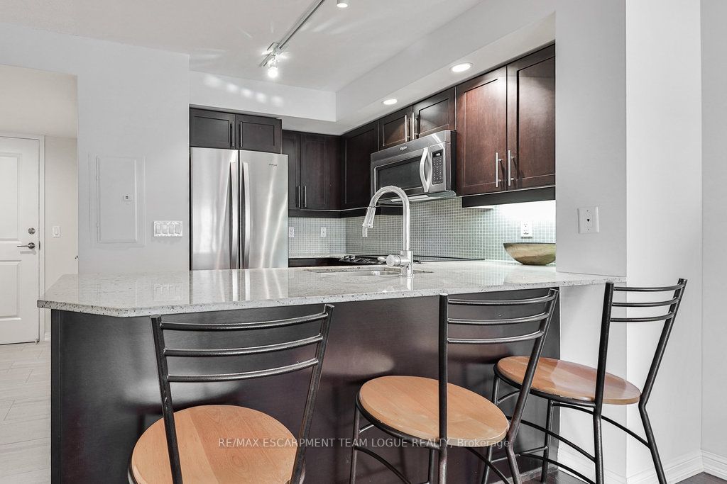 85 East Liberty St, #608