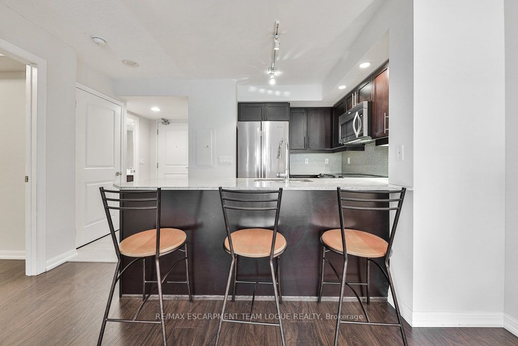 85 East Liberty St, #608