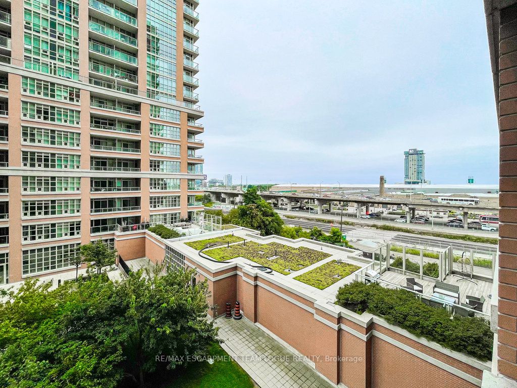 85 East Liberty St, #608