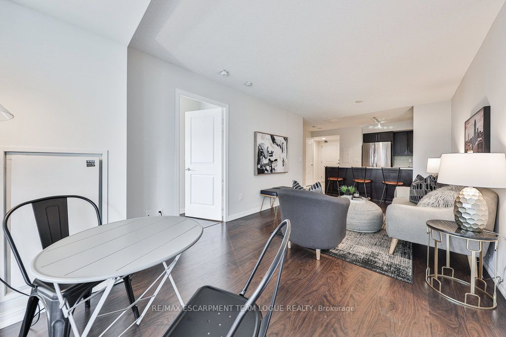85 East Liberty St, #608