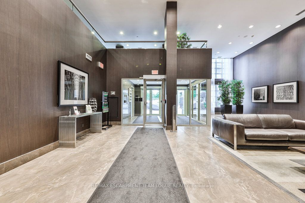 85 East Liberty St, #608