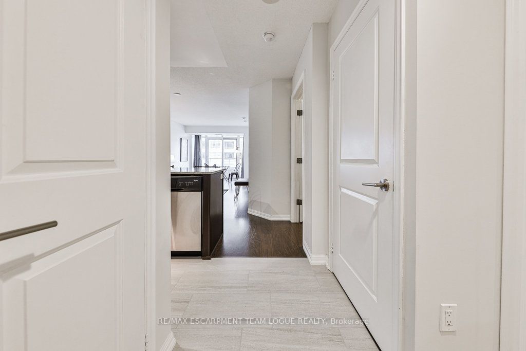 85 East Liberty St, #608