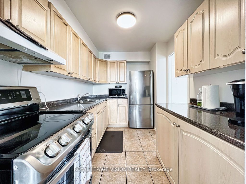 20 Forest Manor Rd, #1411