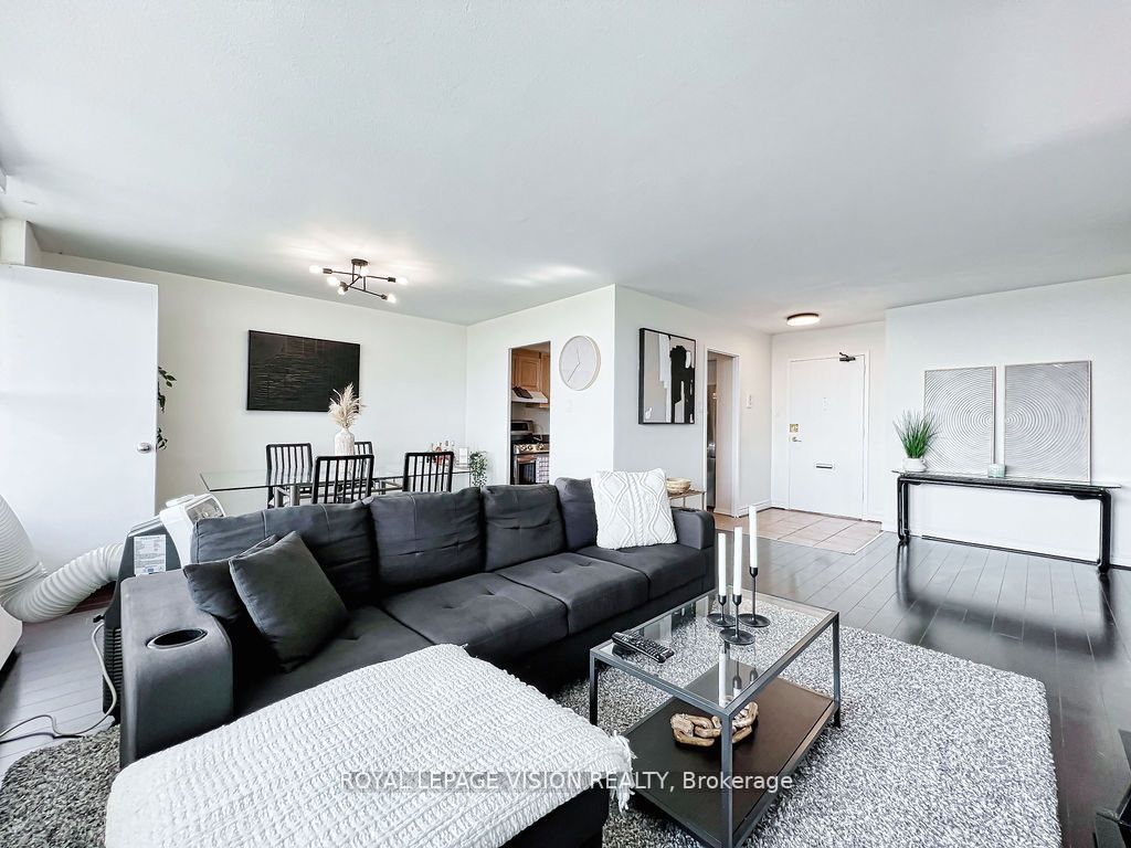 20 Forest Manor Rd, #1411
