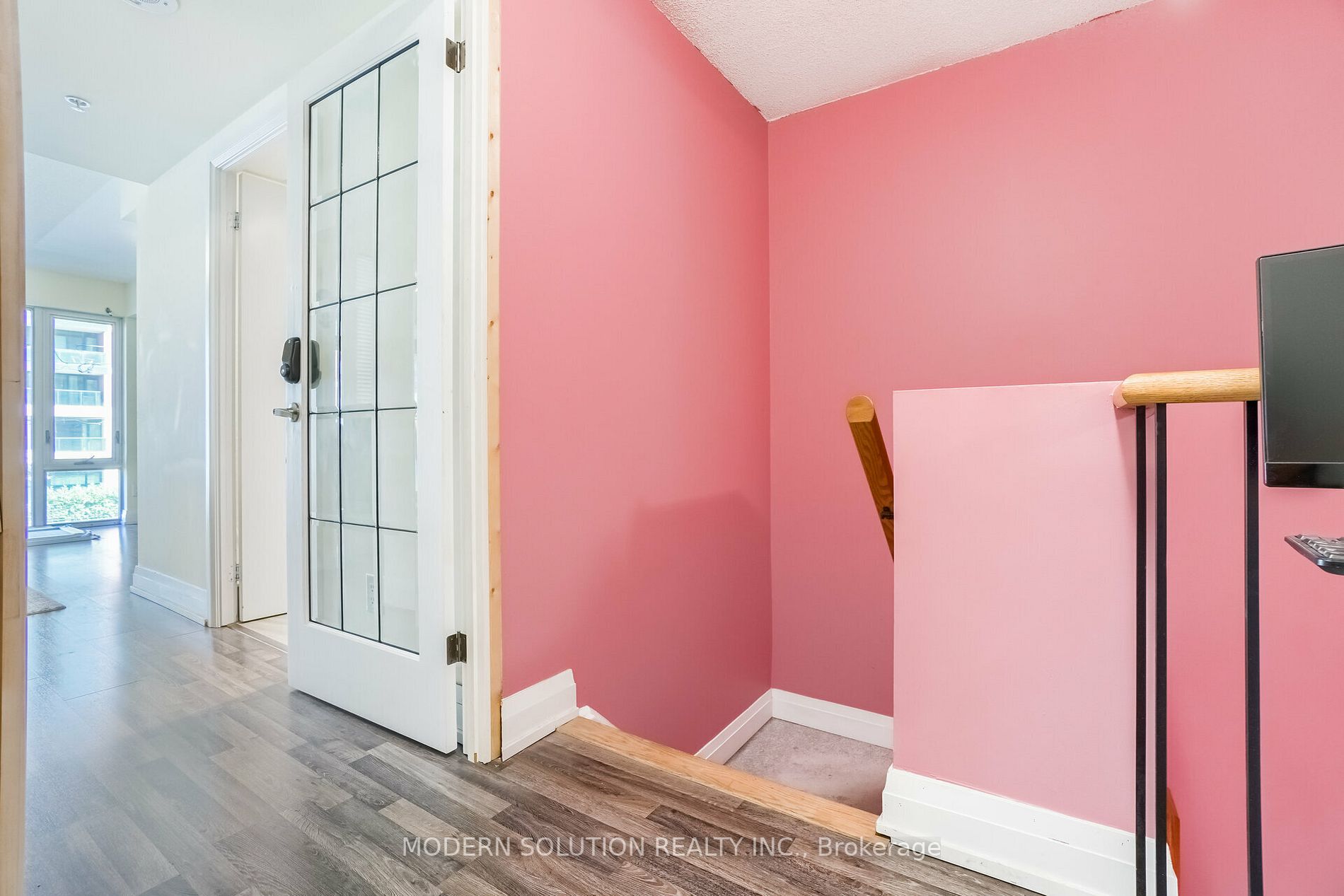 555 Wilson Ave W Ave, #E109