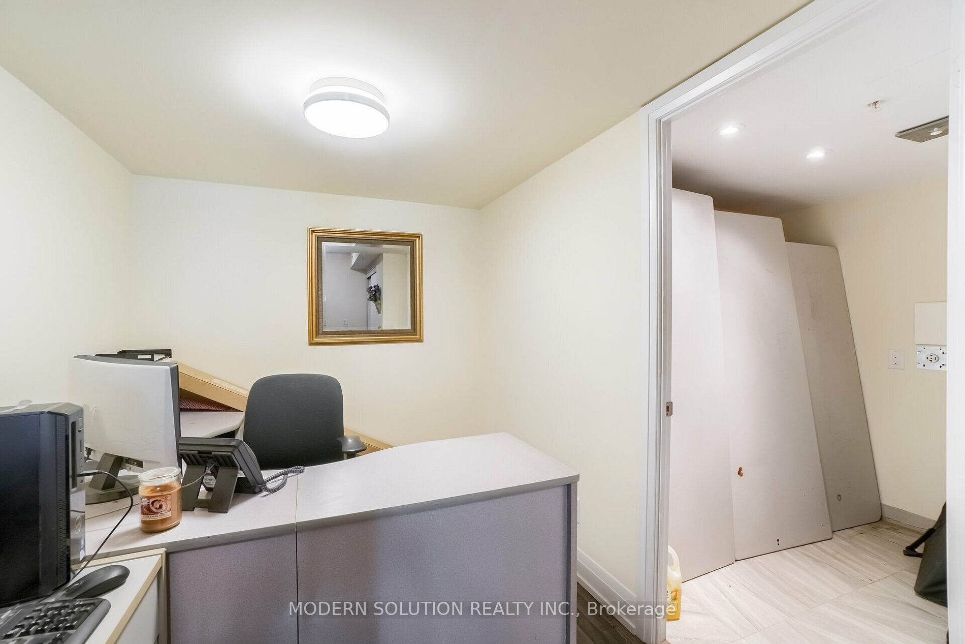 555 Wilson Ave W Ave, #E109