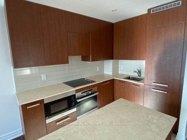 8 The Esplanade, #2803