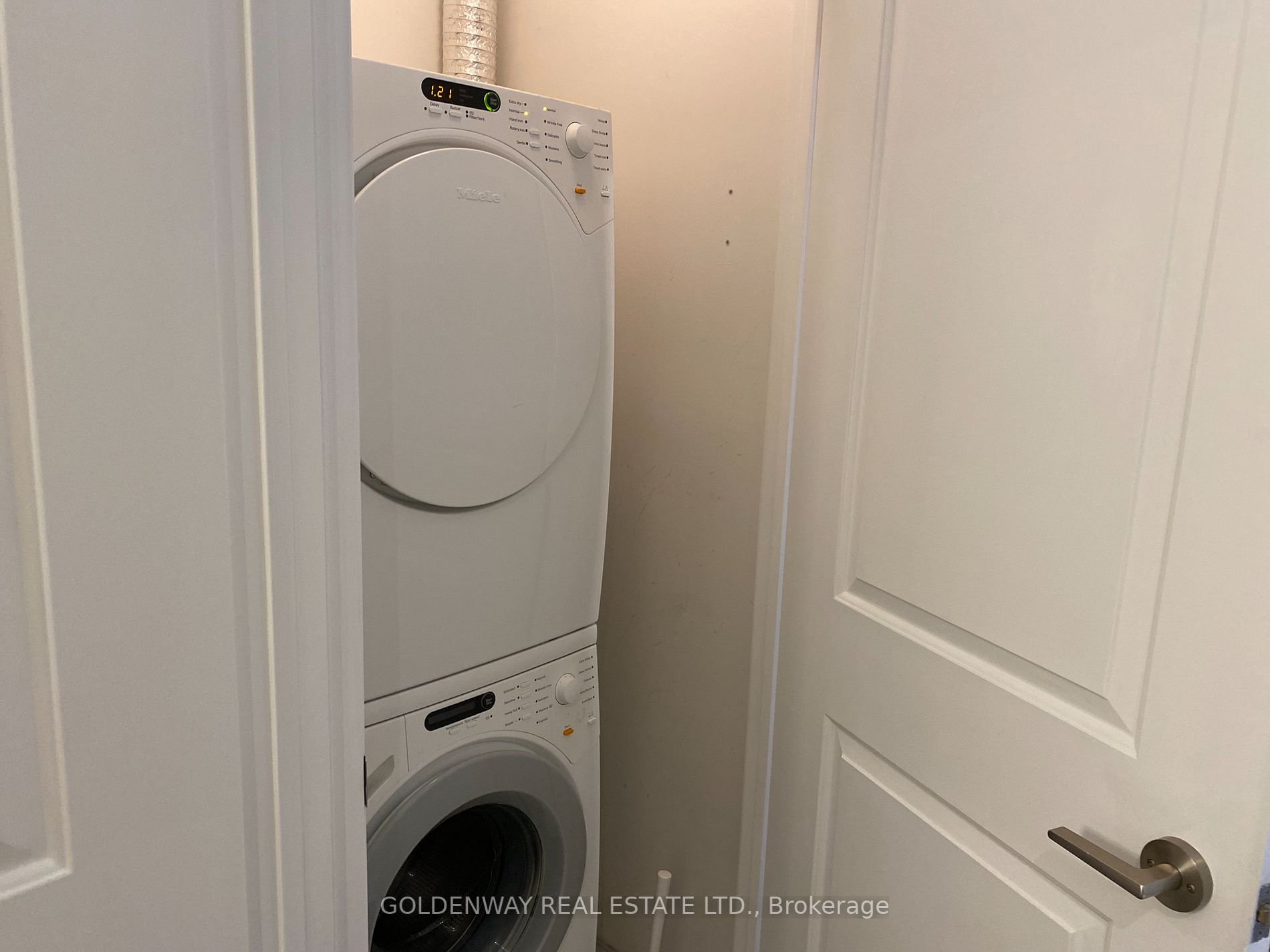 8 The Esplanade, #2803