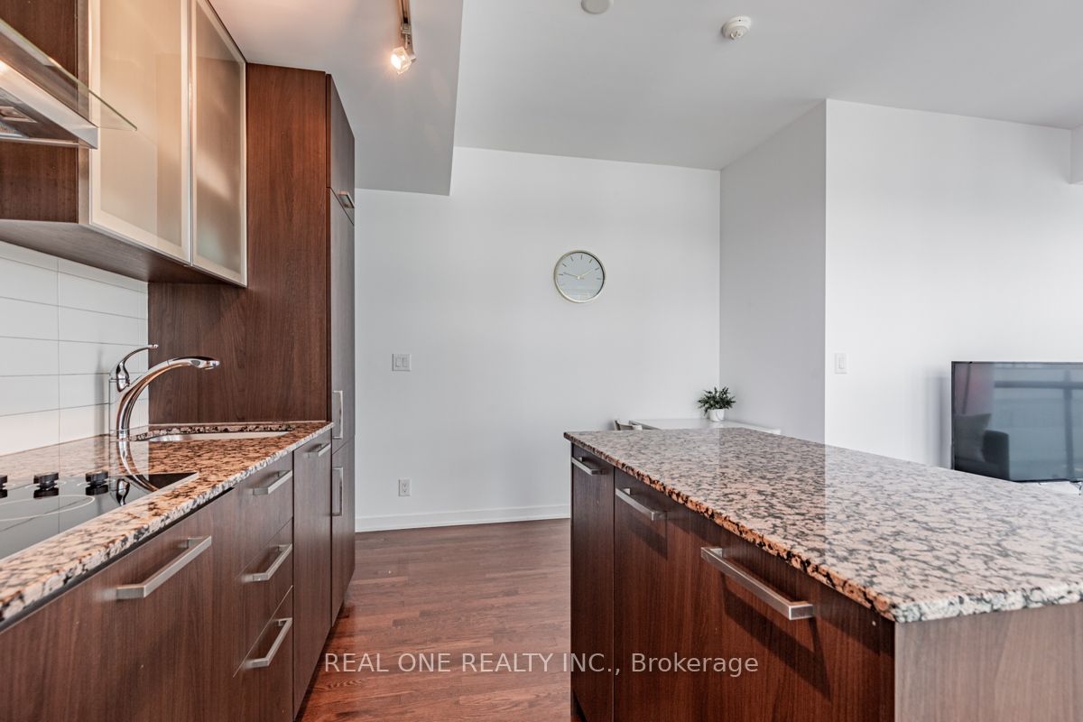 12 York St, #4710