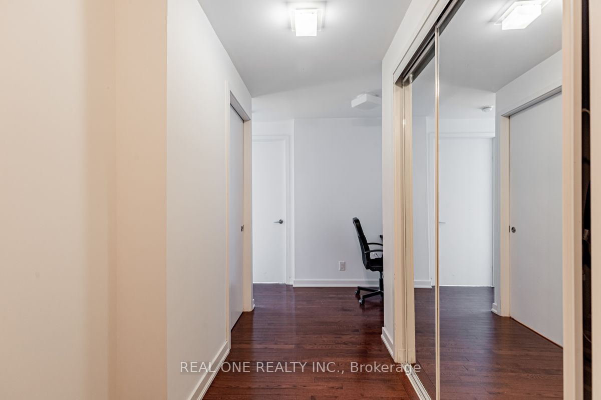 12 York St, #4710