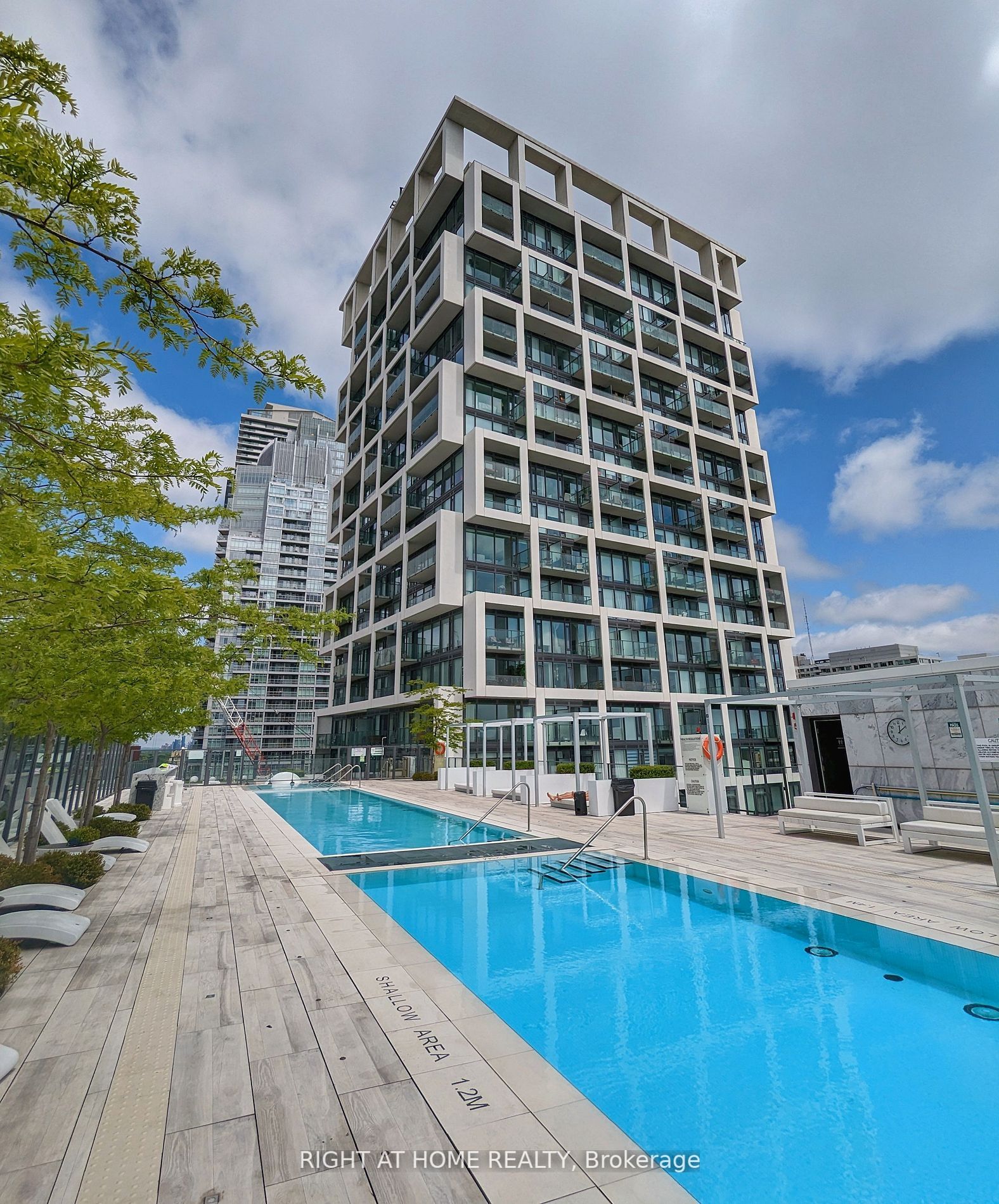 5 Soudan Ave, #2307