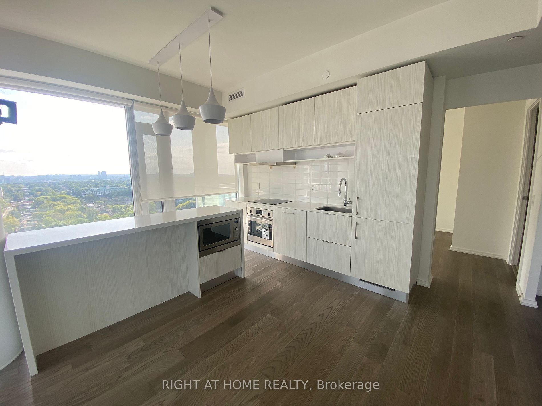 5 Soudan Ave, #2307