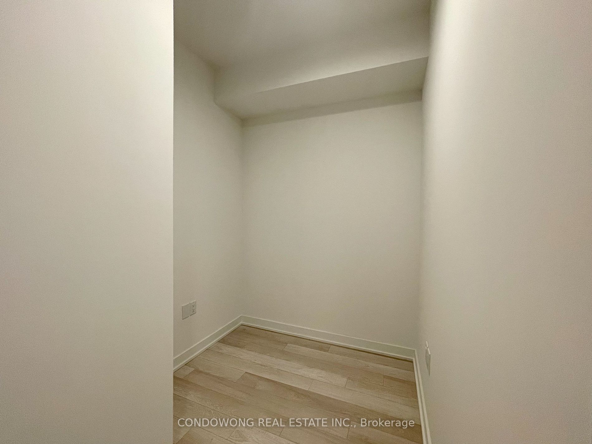 357 King Street W, #2005