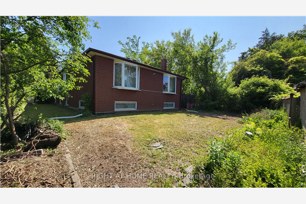 92 Harlandale Ave, Toronto