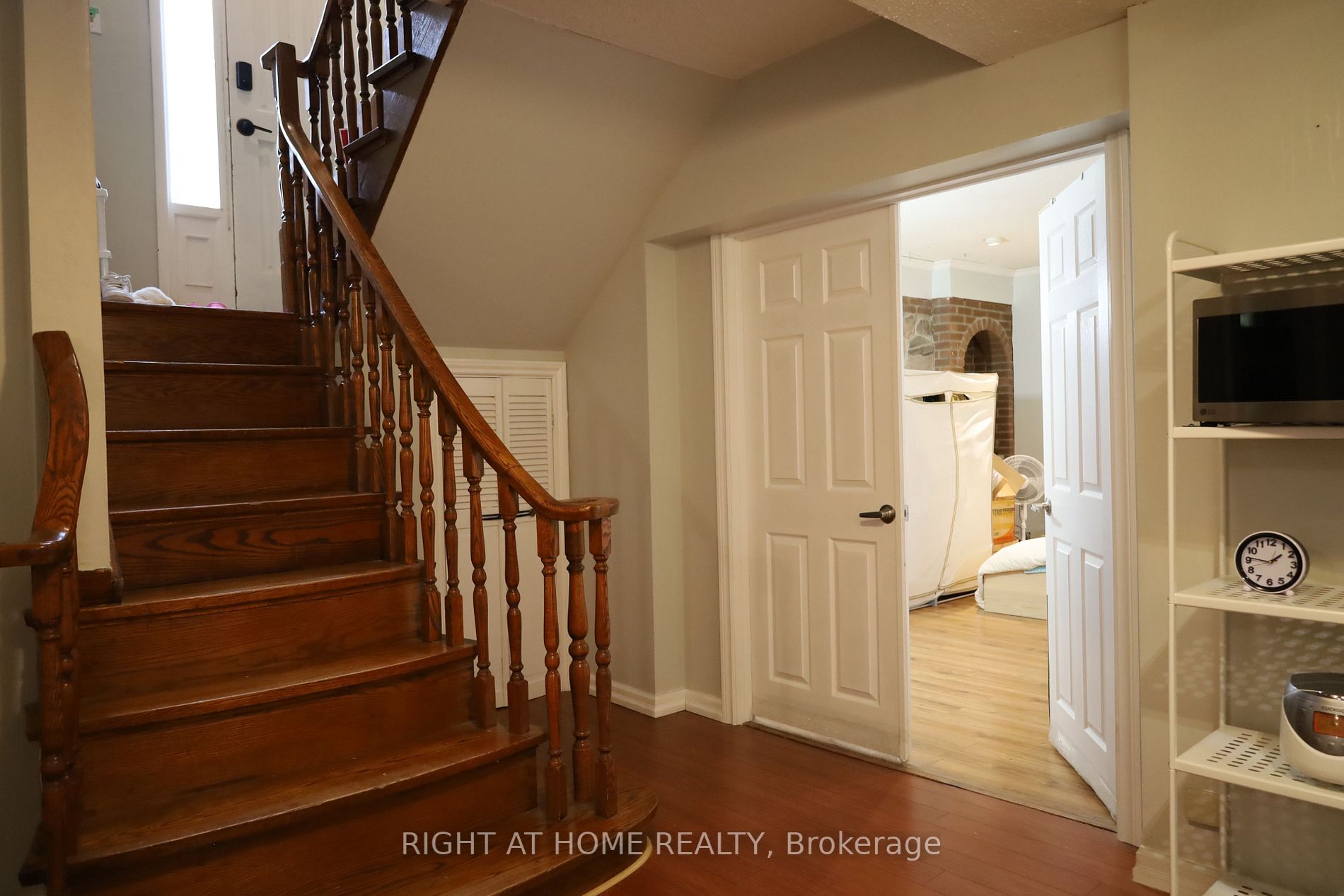 92 Harlandale Ave