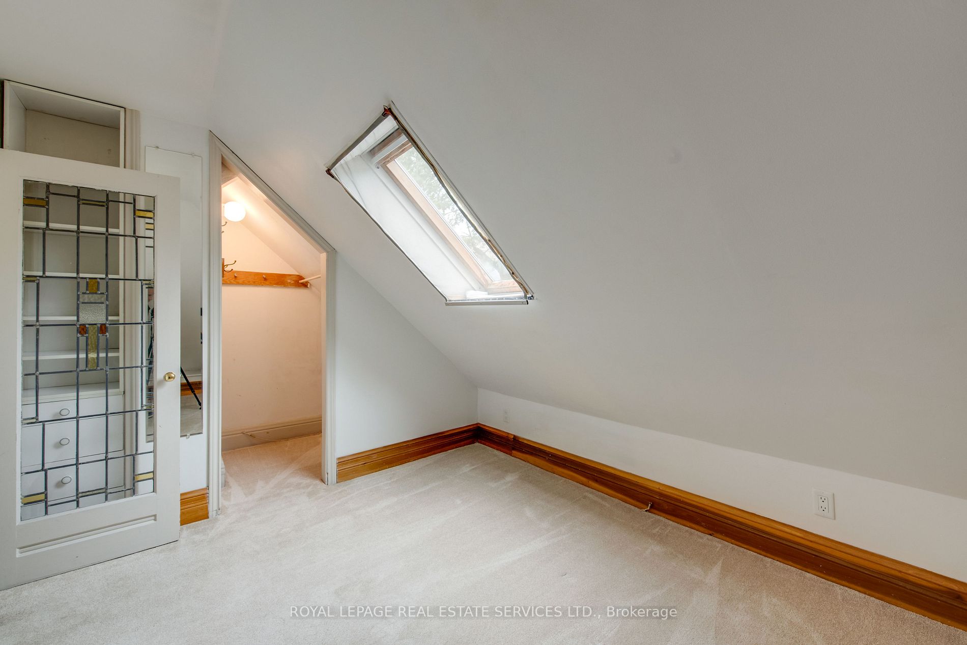 353 Spadina Rd, #3
