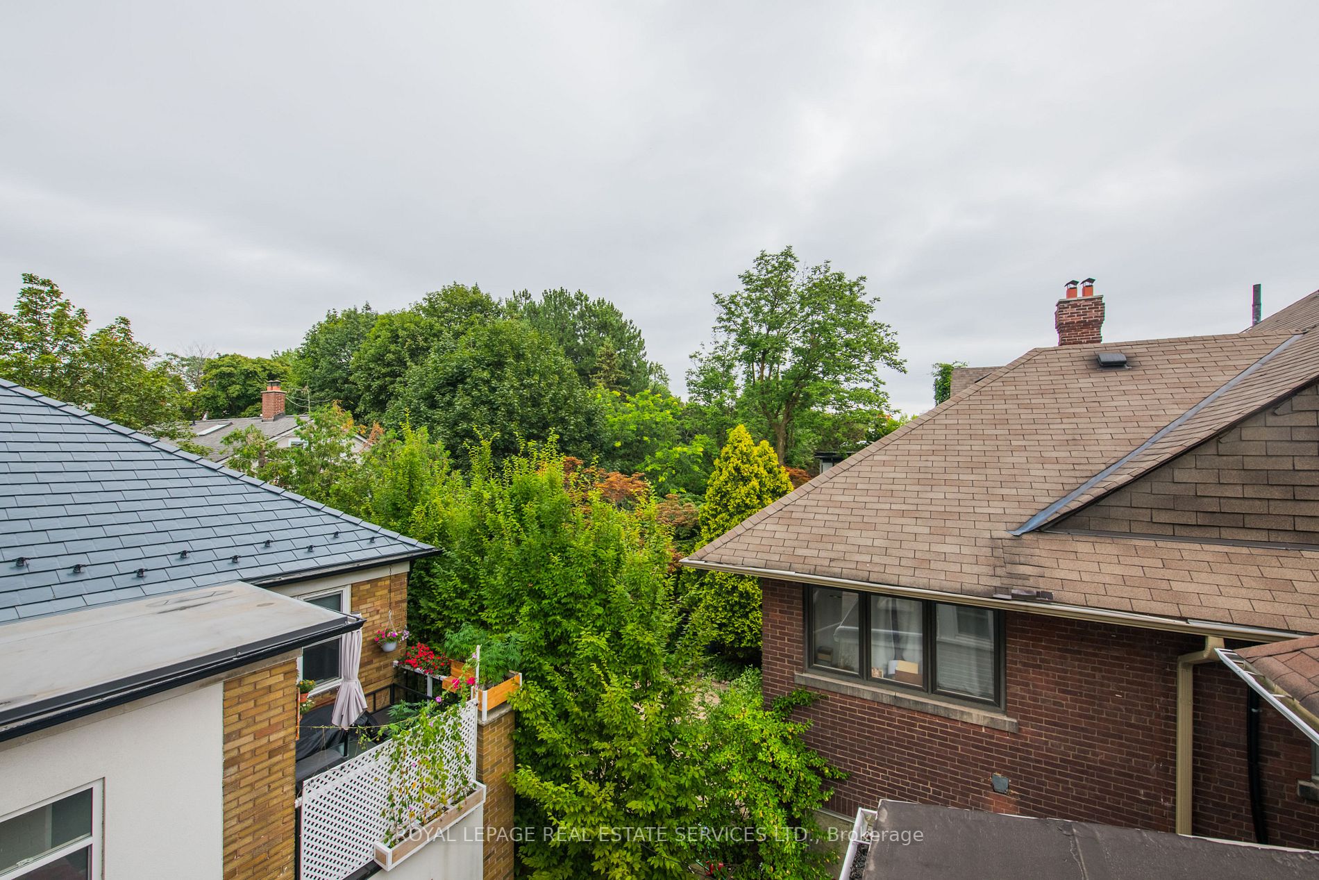 353 Spadina Rd, #3