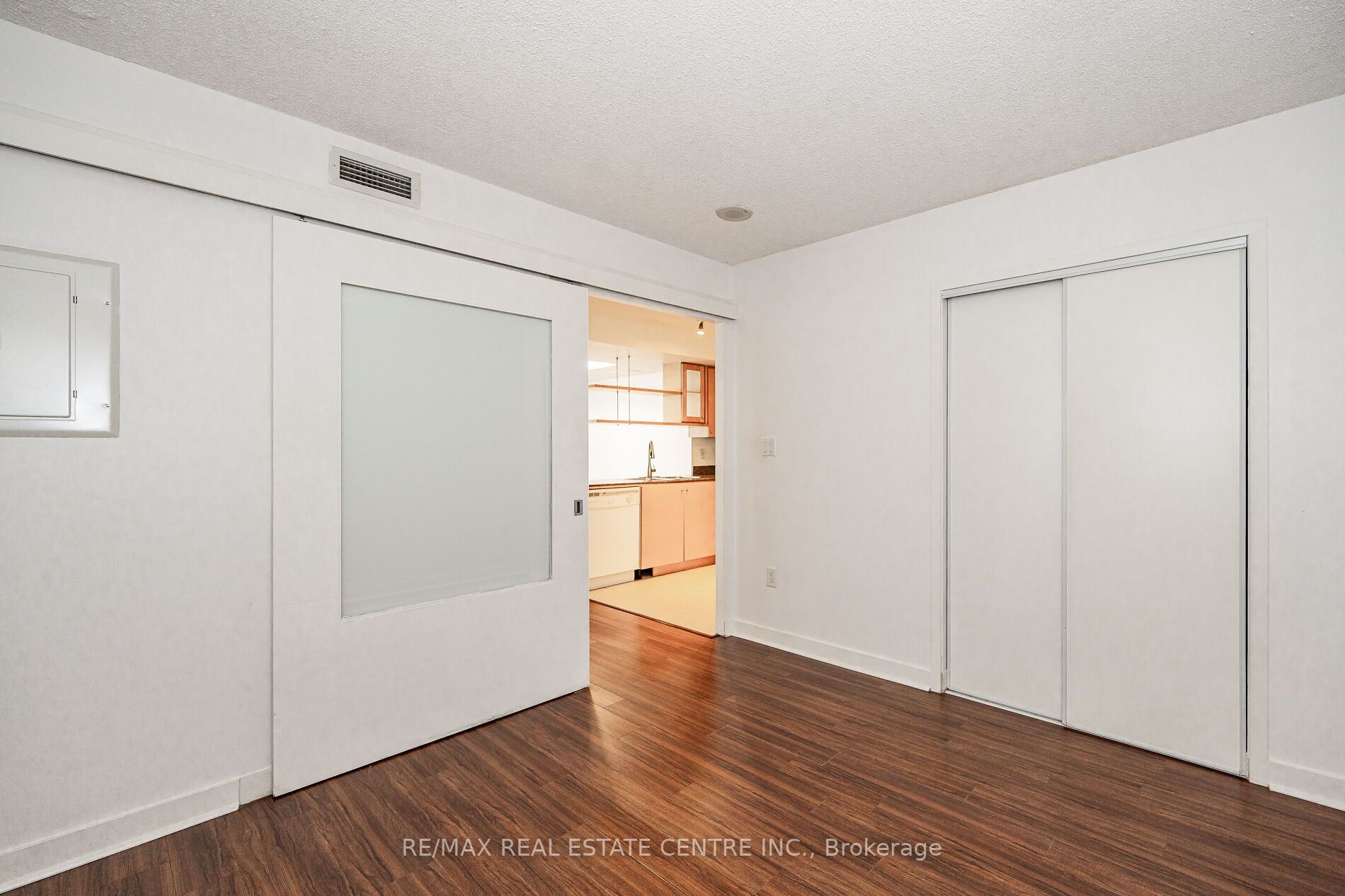 10 Navy Wharf Crt, #505