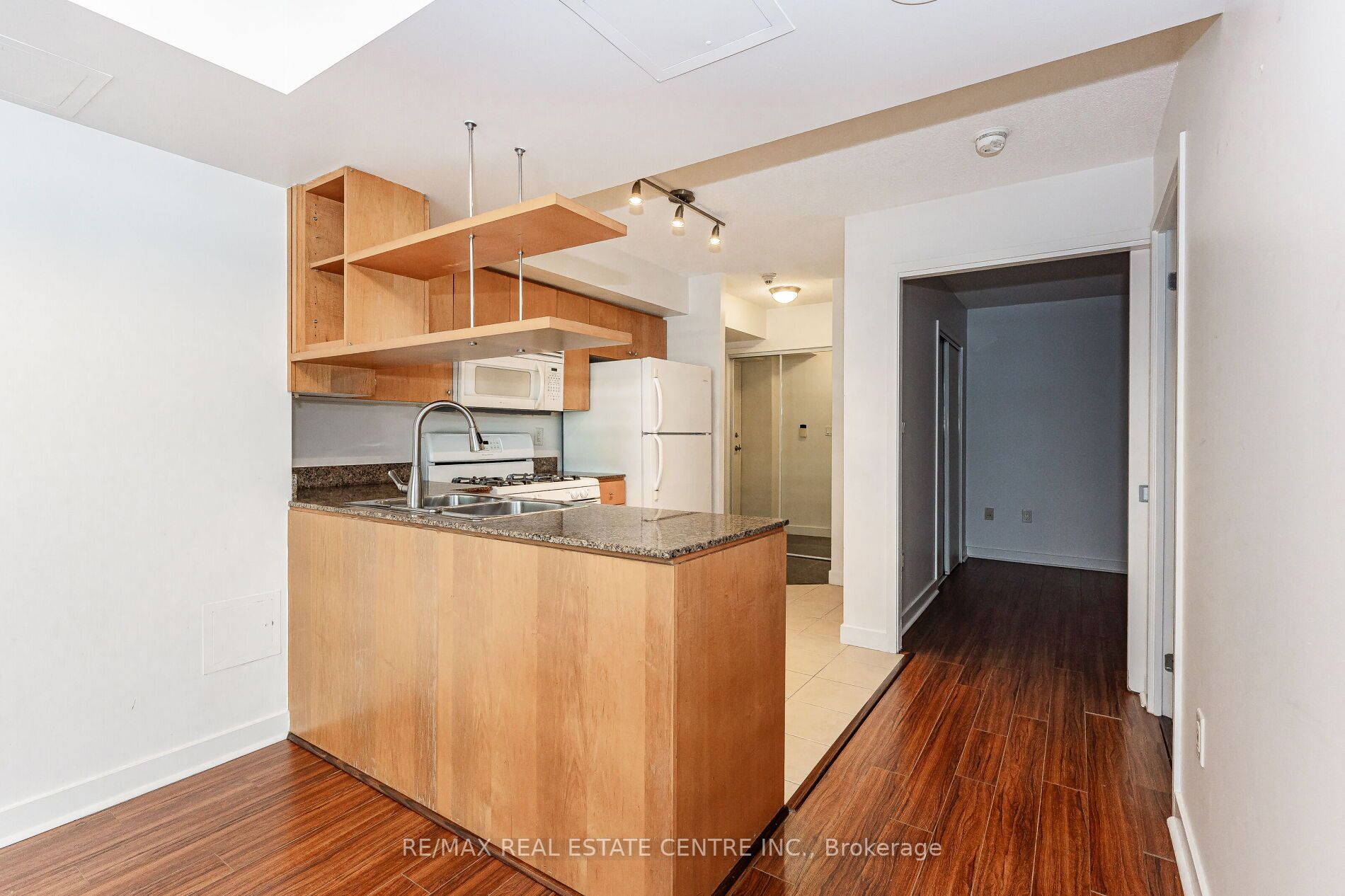 10 Navy Wharf Crt, #505
