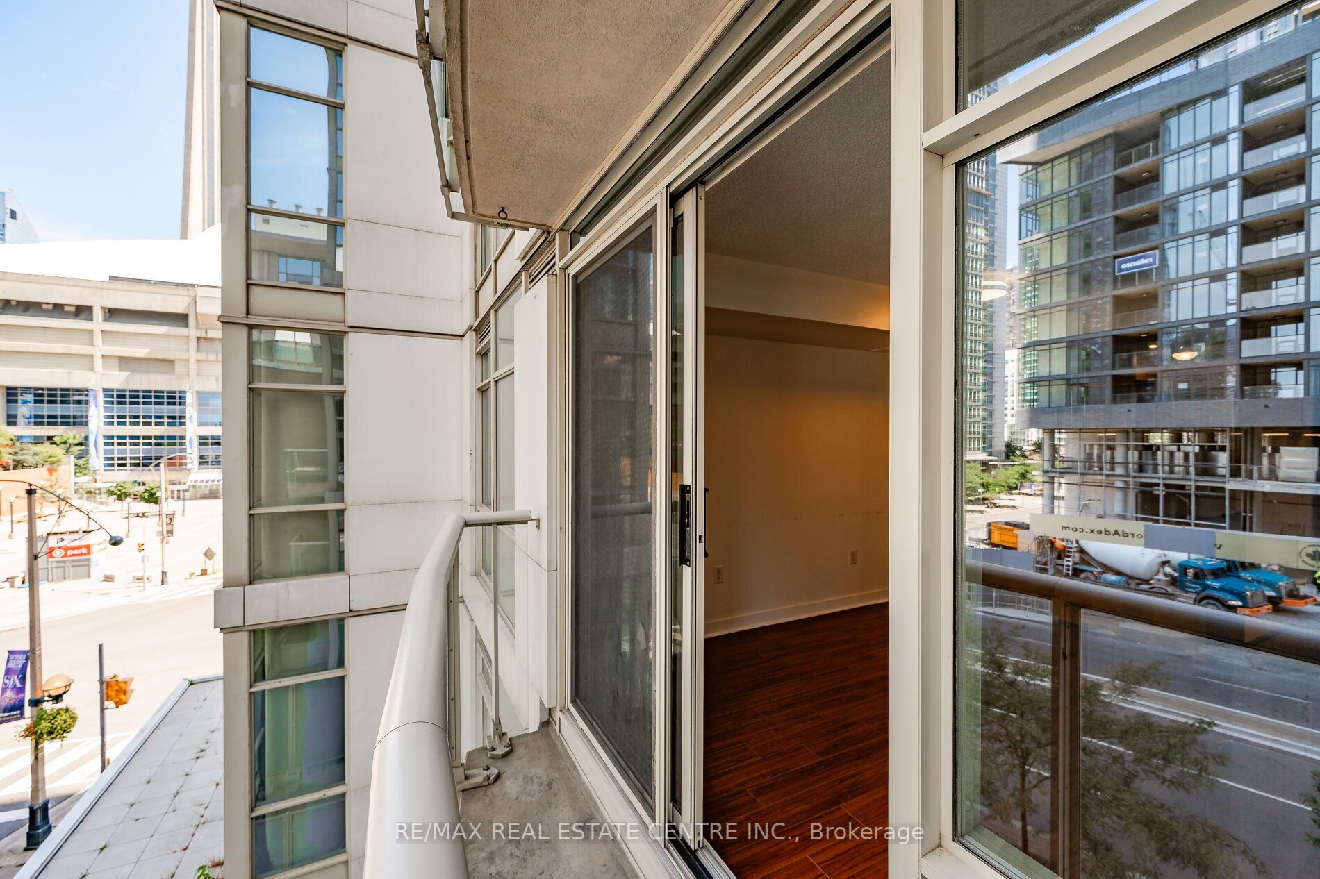 10 Navy Wharf Crt, #505