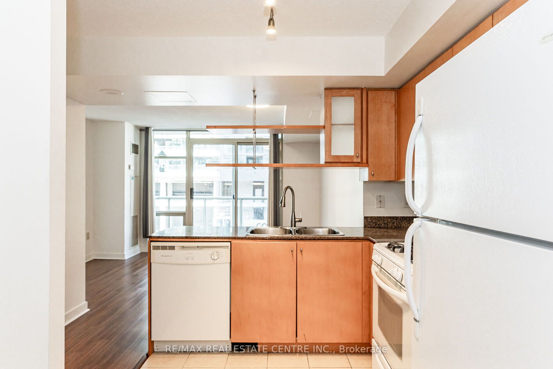 10 Navy Wharf Crt, #505