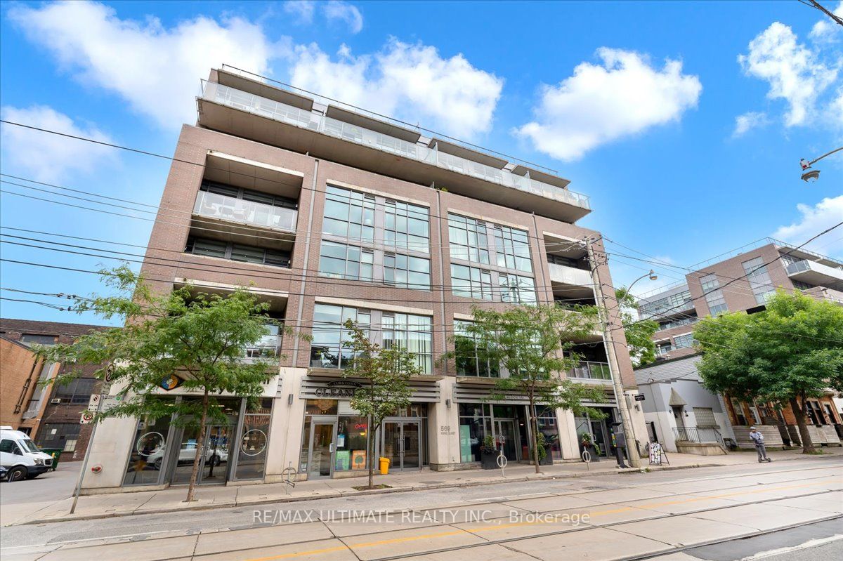 569 King St E, #404